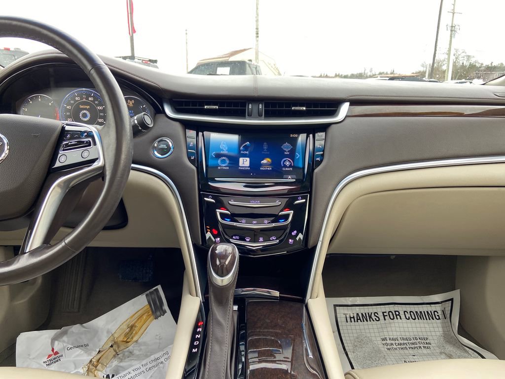 Used 2014 Cadillac XTS Premium image 26
