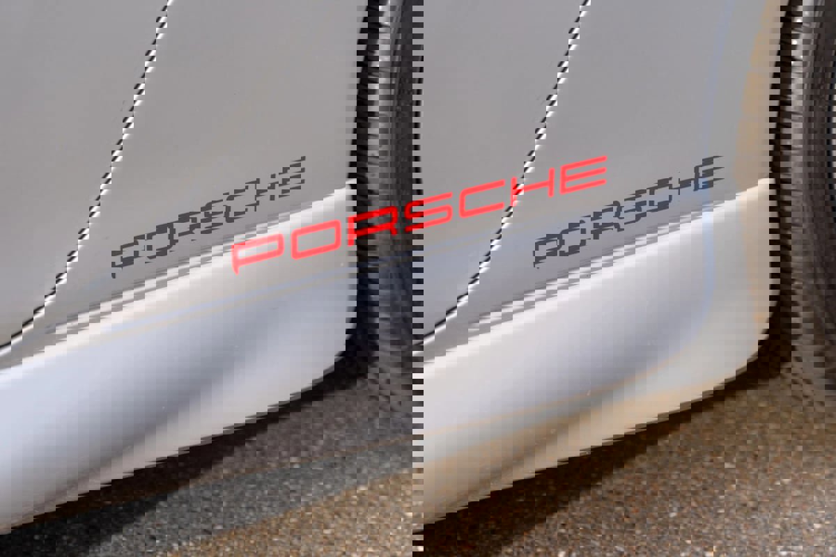 Used 1999 Porsche 911 GT3 RS image 64