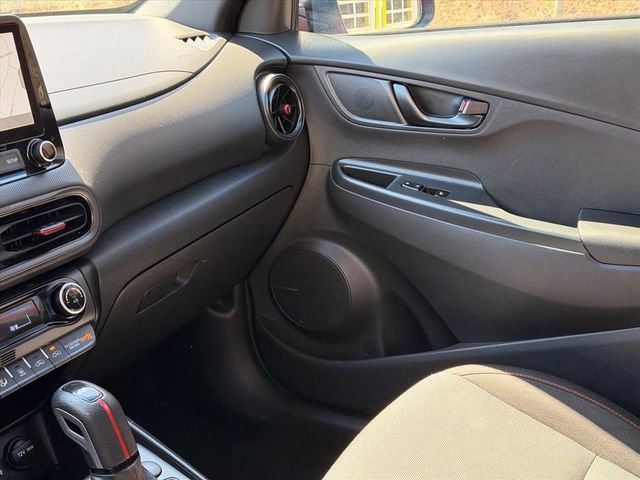 Used 2022 Hyundai Kona N Line w/ Tech Package image 7