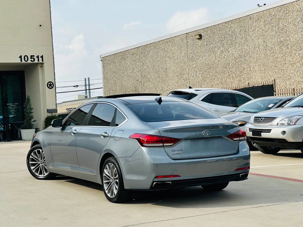 Used 2015 Hyundai Genesis 3.8 w/ Option Group 03 image 8