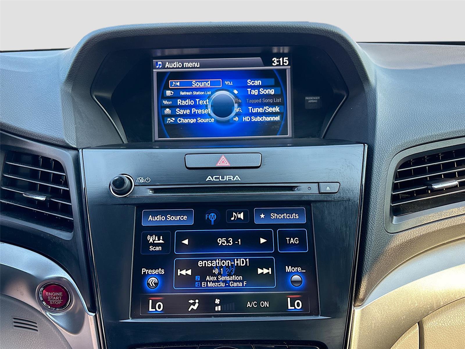 Used 2017 Acura ILX w/ Premium Package image 15