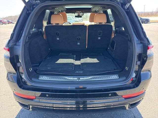 Used 2024 Jeep Grand Cherokee Summit image 10