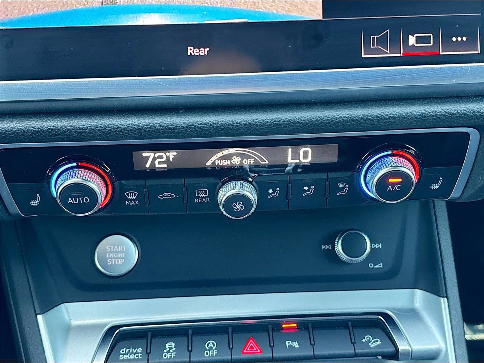 Used 2020 Audi Q3 2.0T Premium Plus w/ Premium Plus Package AWD/4WD image 16