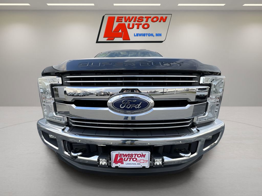 Used 2017 Ford F350 Lariat w/ Chrome Package image 29