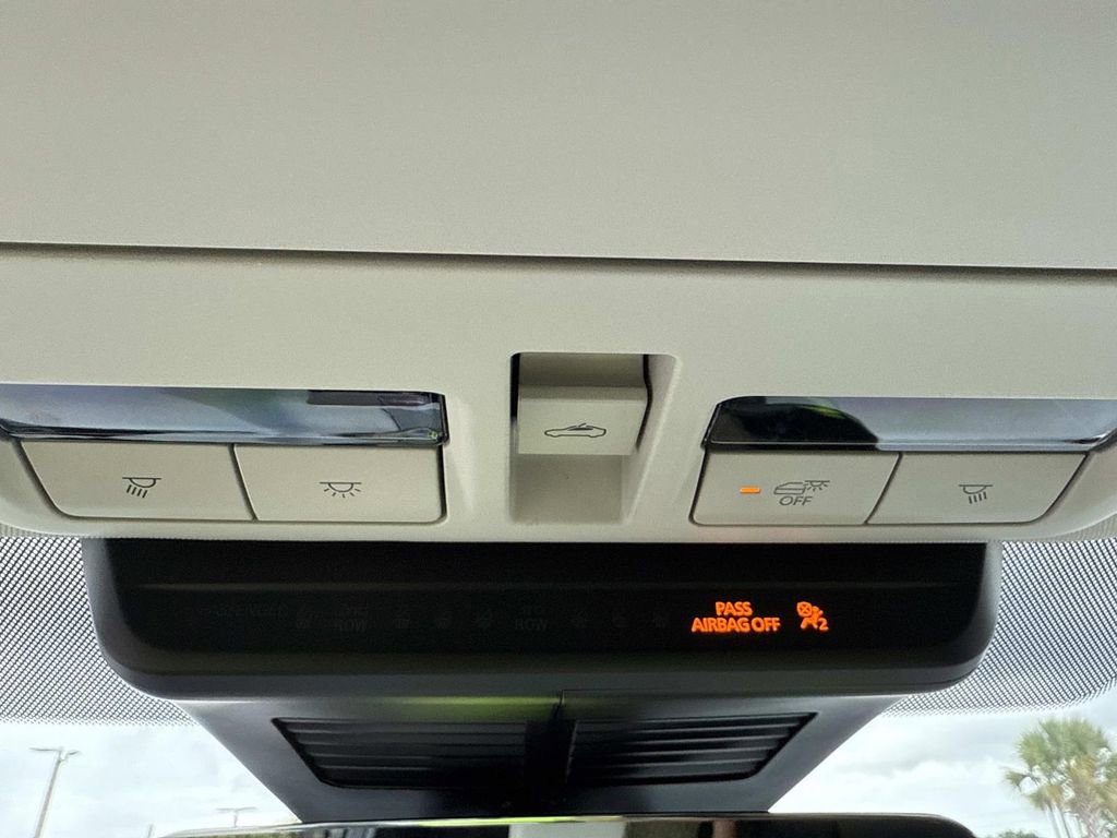 Used 2025 MAZDA CX-90 3.3 Turbo S w/ Premium Package image 44