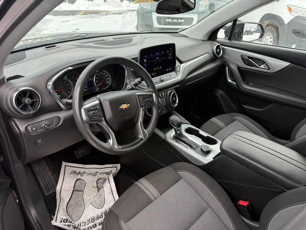 Used 2023 Chevrolet Blazer LT image 10