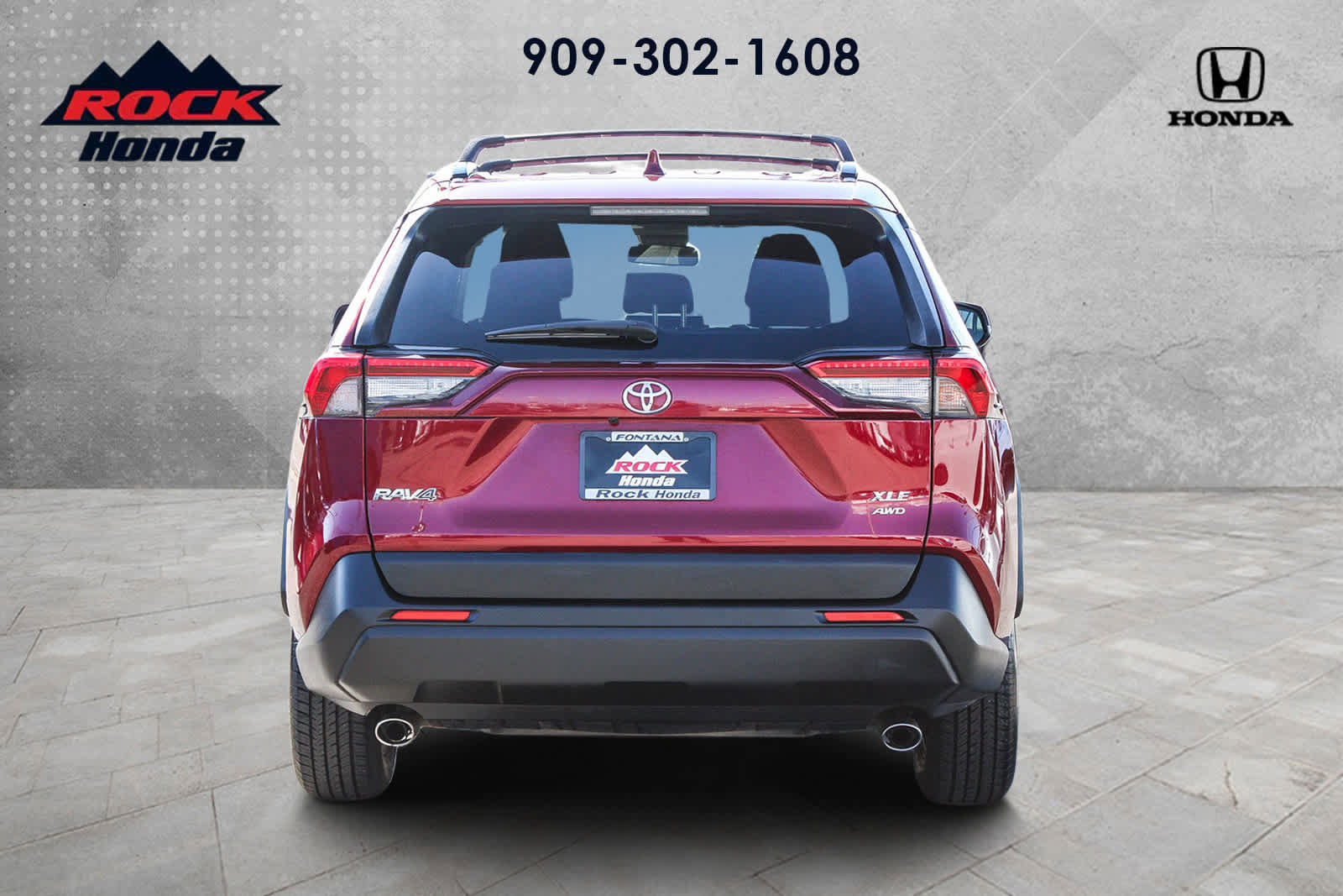 Used 2021 Toyota RAV4 XLE image 5