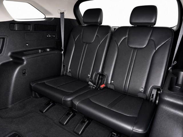 Used 2025 Kia Sorento EX AWD/4WD image 21