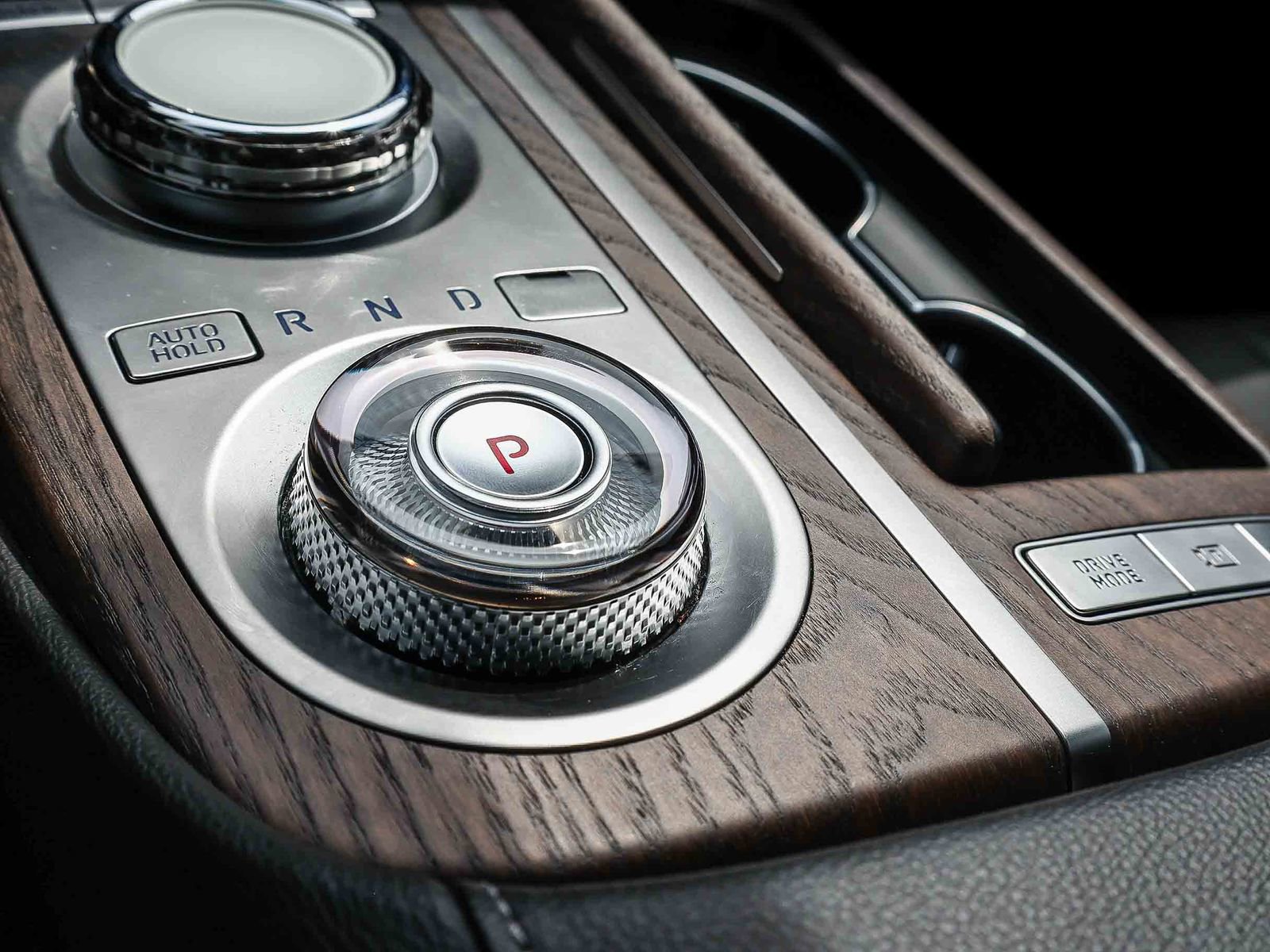 Used 2024 Genesis G80 2.5T w/ Advanced Package image 25