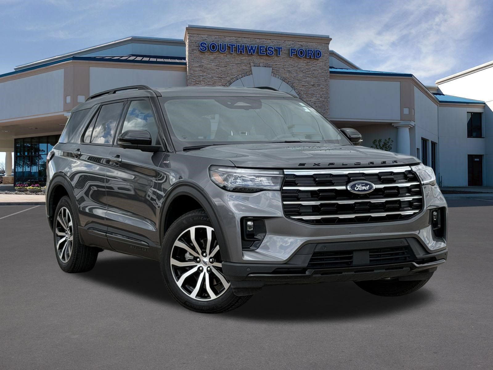 Used 2025 Ford Explorer ST-Line