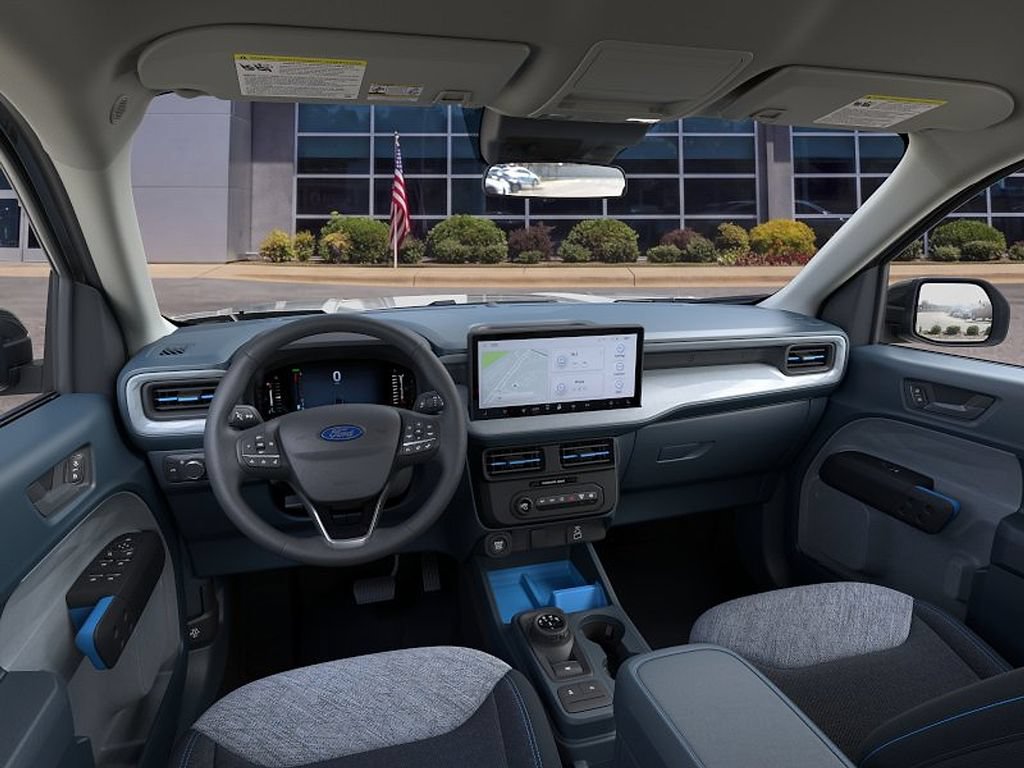 New 2026 Ford Maverick XLT w/ XLT Luxury Package FWD image 10