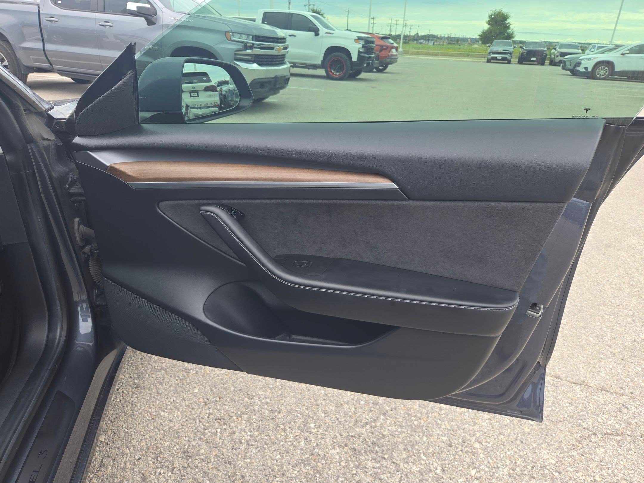 Used 2022 Tesla Model 3 Long Range AWD/4WD image 27