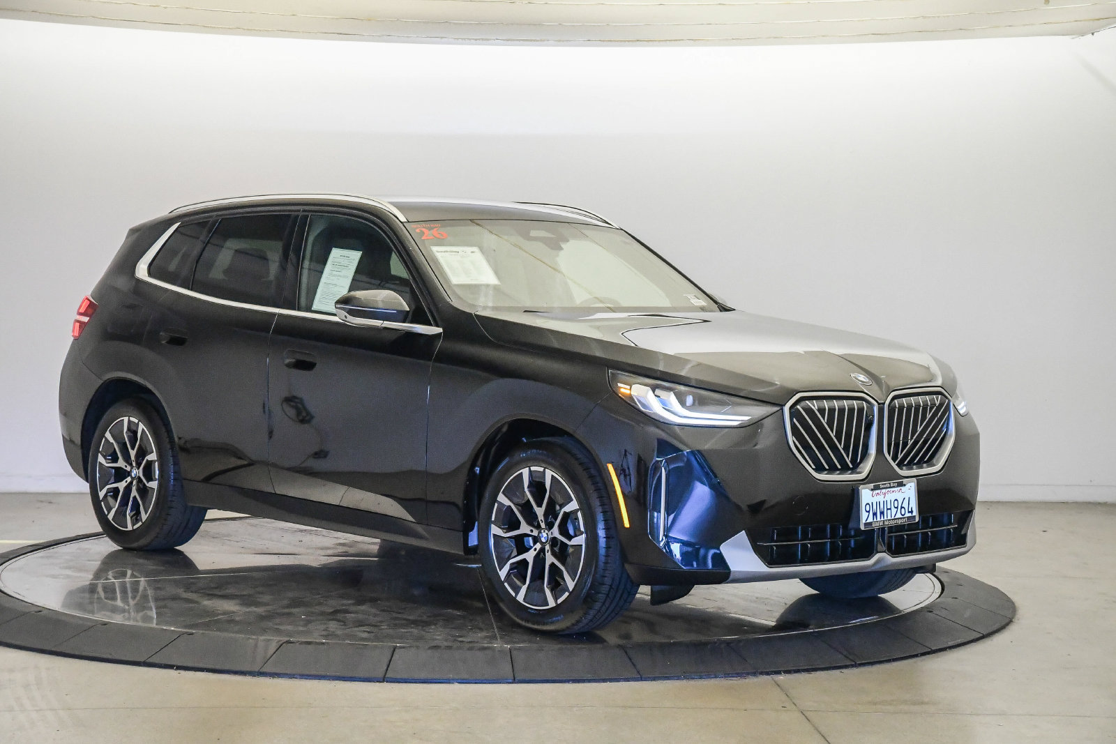 Used 2026 BMW X3 xDrive30i w/ Premium Package AWD/4WD image 5