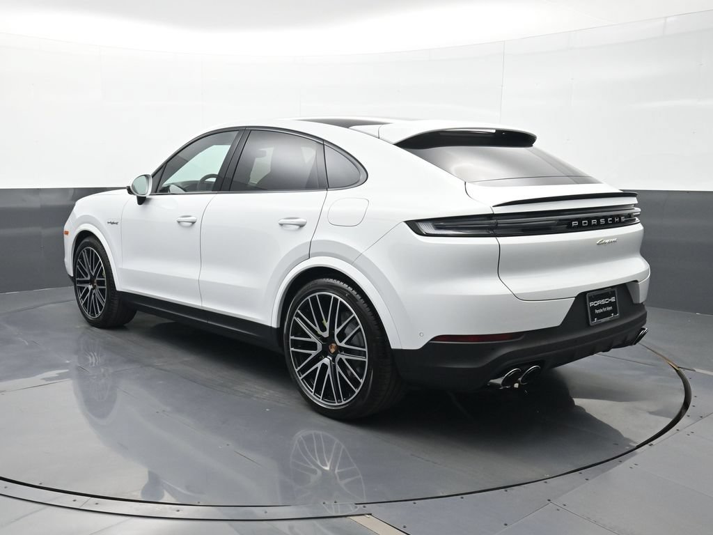 New 2026 Porsche Cayenne E-Hybrid Coupe AWD/4WD image 3