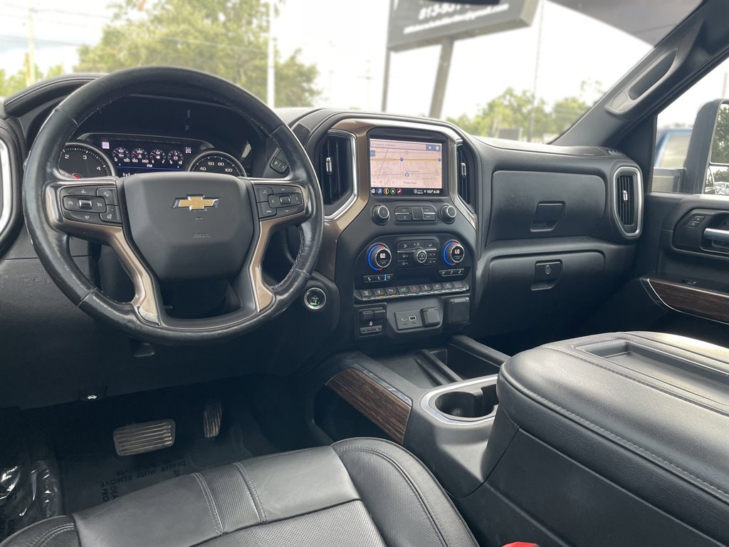 Used 2022 Chevrolet Silverado 3500 High Country w/ Safety Package II image 13