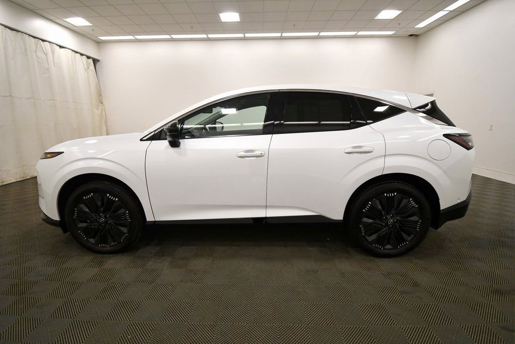 Used 2025 Nissan Murano Platinum w/ Cargo Package image 4