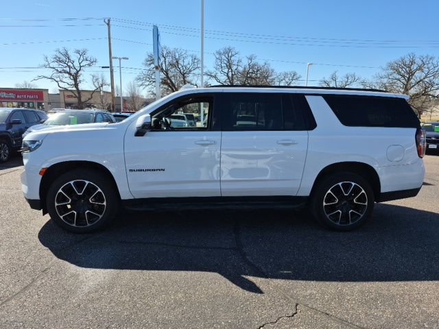 Used 2021 Chevrolet Suburban RST w/ Luxury Package image 4