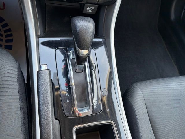 Used 2017 Honda Accord LX image 18