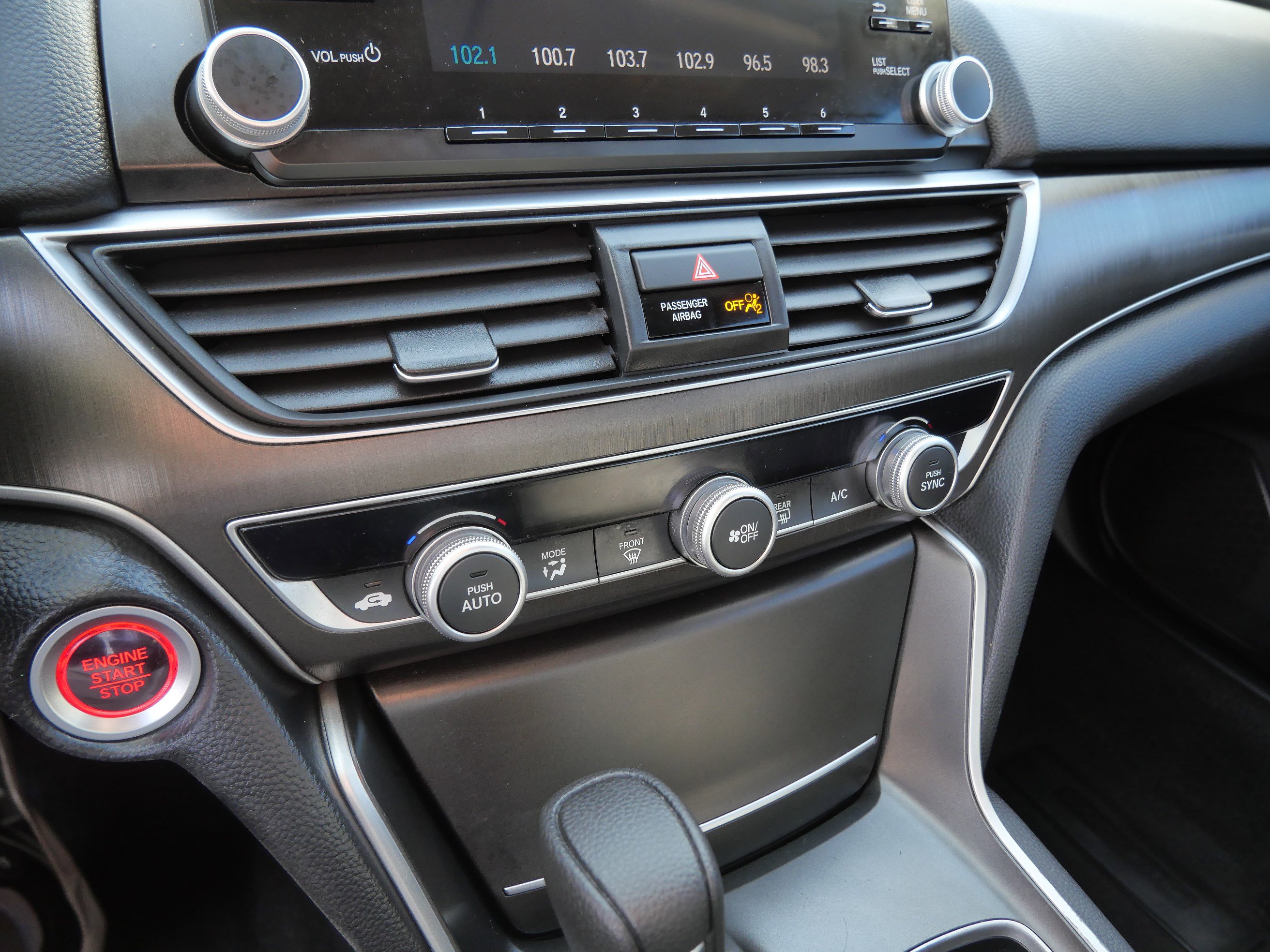 Used 2018 Honda Accord LX image 22