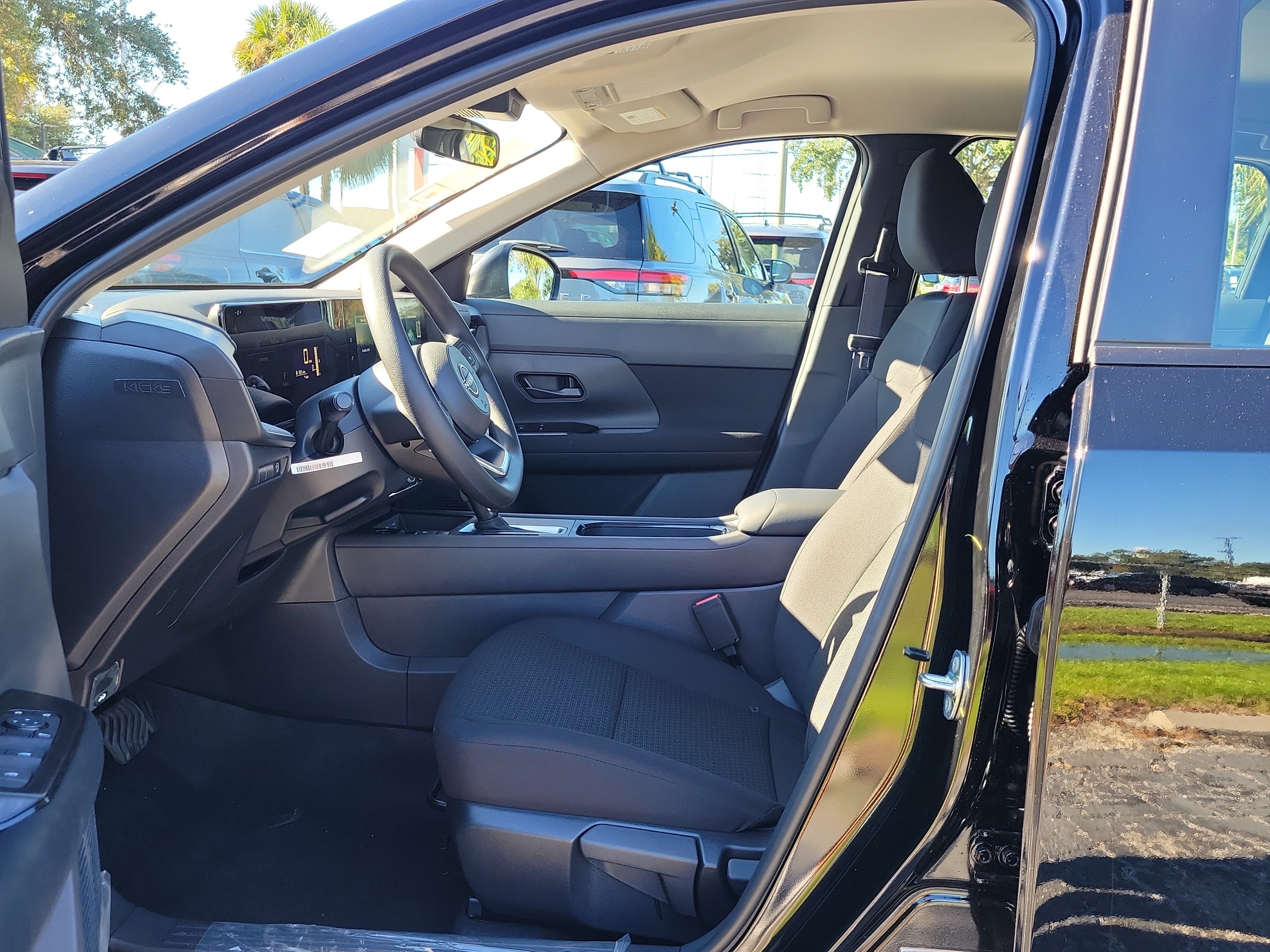 New 2027 Nissan Kicks S FWD image 11