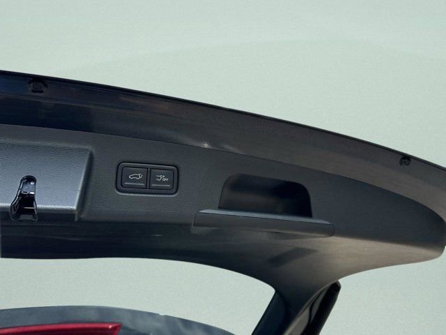 Used 2025 Kia Telluride EX w/ EX Captain's Chair Package FWD image 8