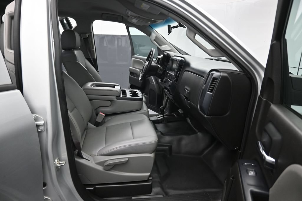 Used 2017 Chevrolet Silverado 2500 W/T AWD/4WD image 27