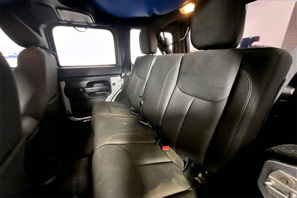 Used 2016 Jeep Wrangler Unlimited Sport image 17