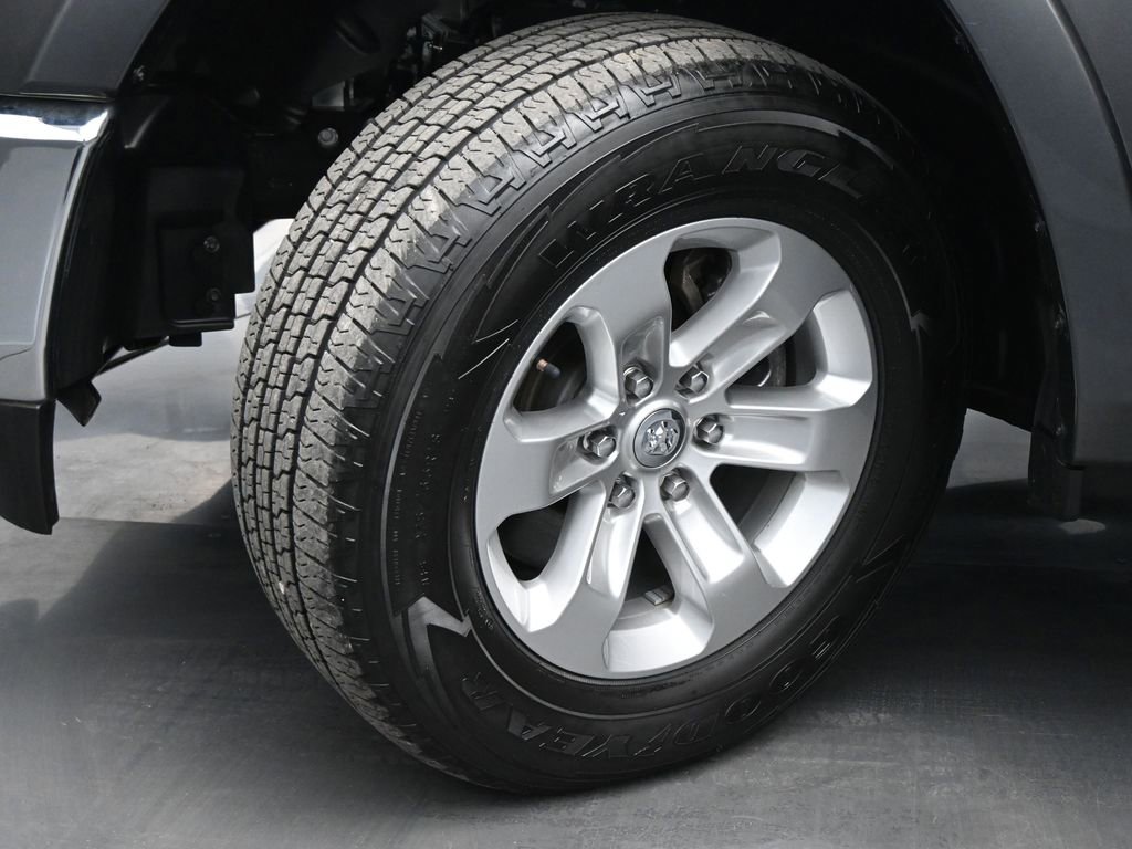 Used 2022 RAM 1500 Laramie AWD/4WD image 23