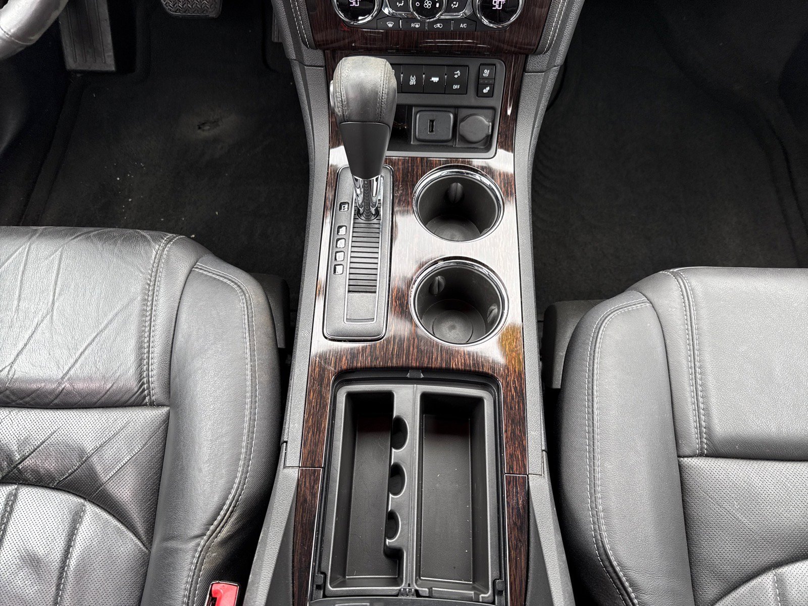 Used 2015 Chevrolet Traverse LTZ FWD image 15