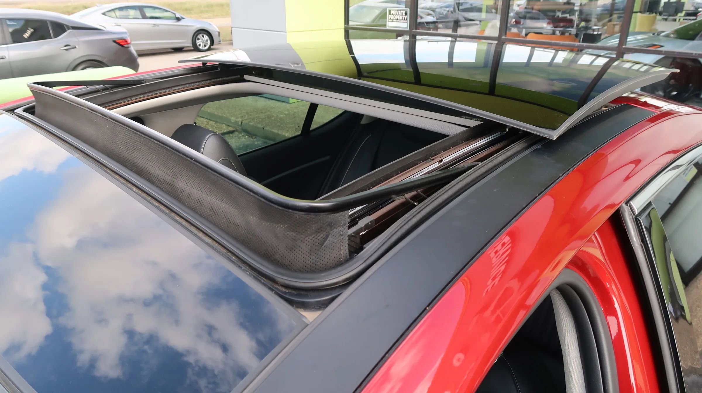 Used 2021 Genesis G70 3.3T image 45