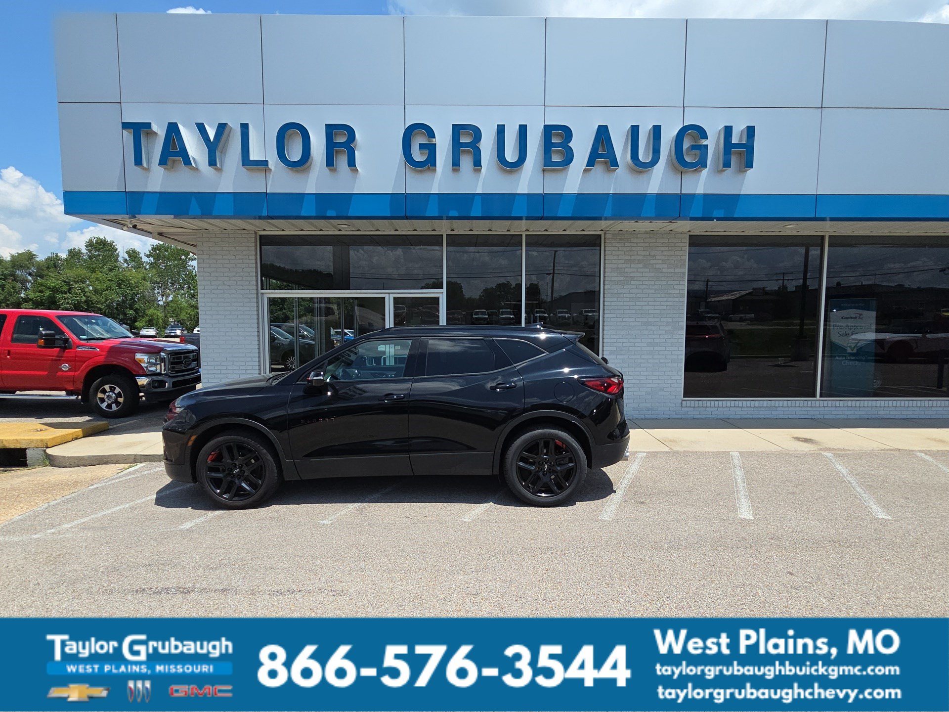 Used 2021 Chevrolet Blazer LT w/ Redline Edition AWD/4WD image 1