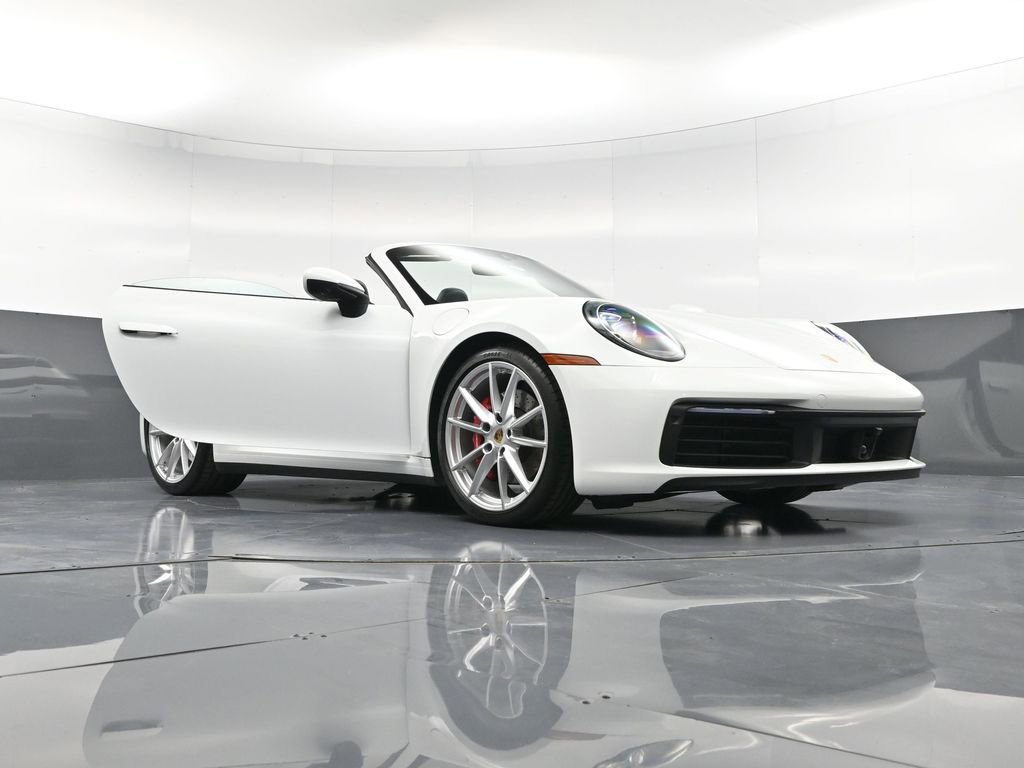 Certified 2020 Porsche 911 Carrera 4S AWD/4WD image 40