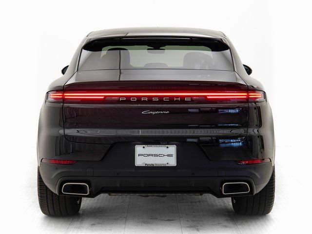 Certified 2025 Porsche Cayenne Coupe image 34