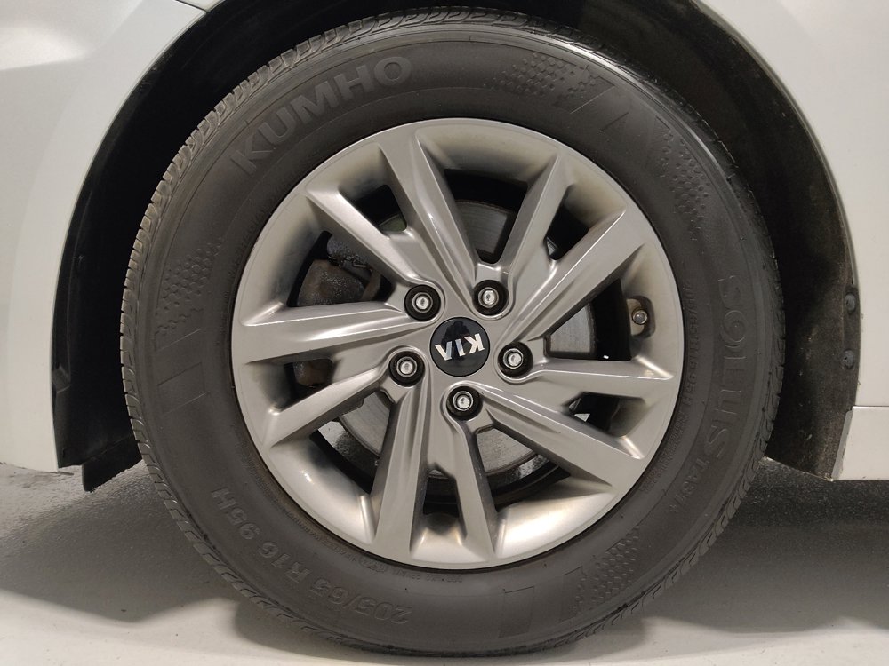 Used 2019 Kia Optima LX FWD image 31