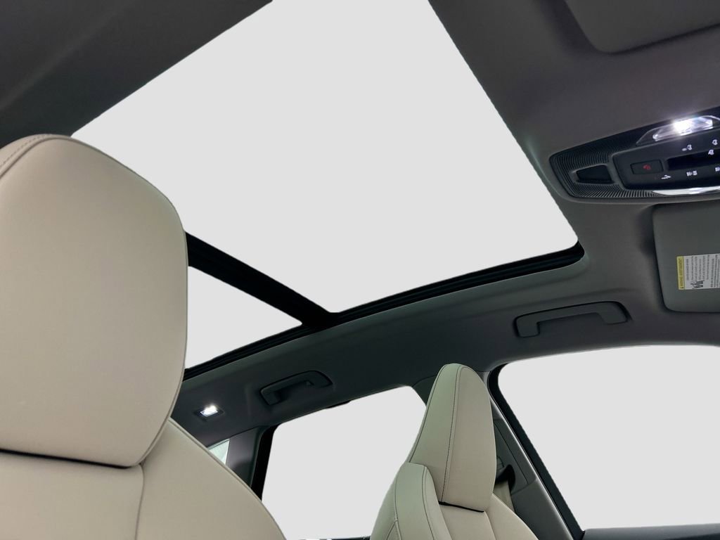 Used 2025 Audi Q5 Premium Plus w/ Premium Plus image 18