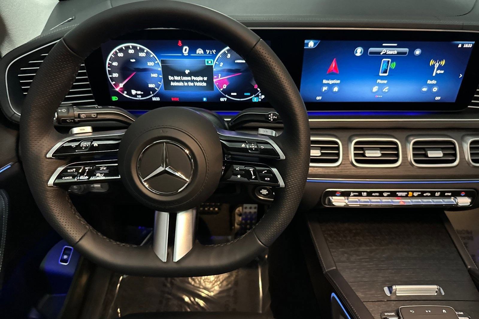 Used 2026 Mercedes-Benz GLS 450 4MATIC image 26