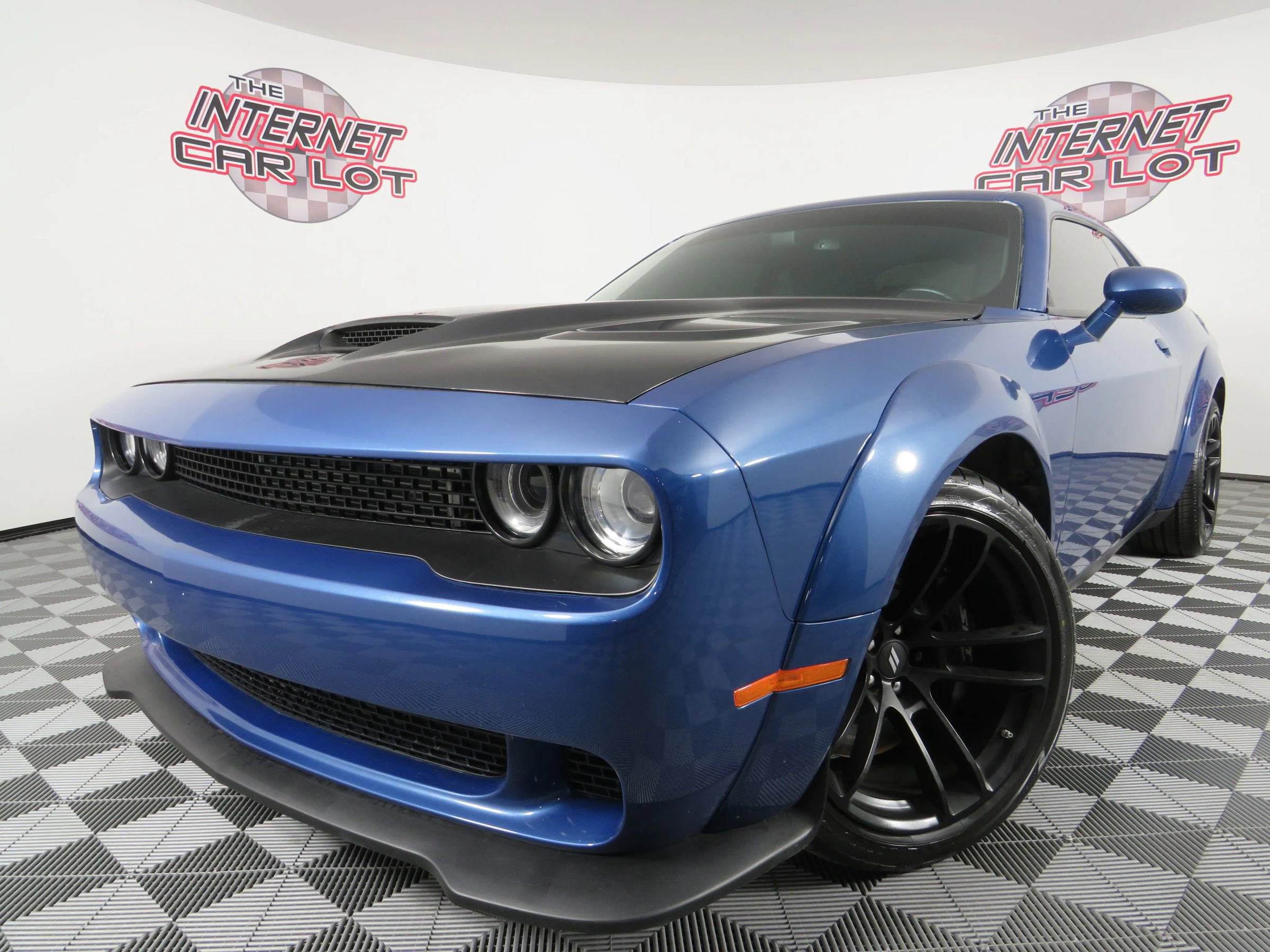 Used 2021 Dodge Challenger R/T Scat Pack image 1