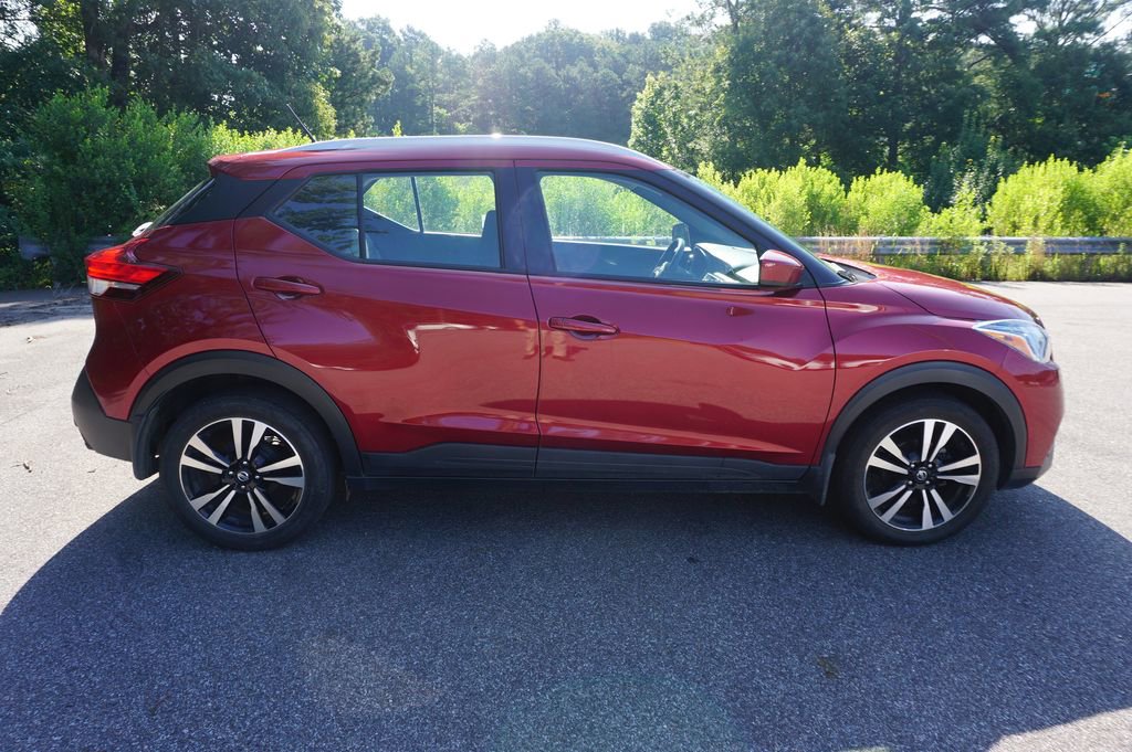 Used 2019 Nissan Kicks SV FWD image 19