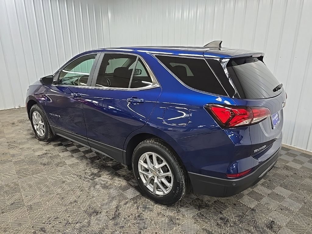 Used 2023 Chevrolet Equinox LT image 9