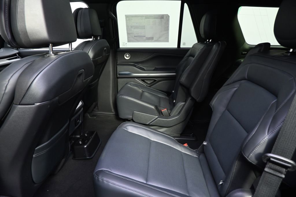 New 2026 Lincoln Navigator Reserve image 21