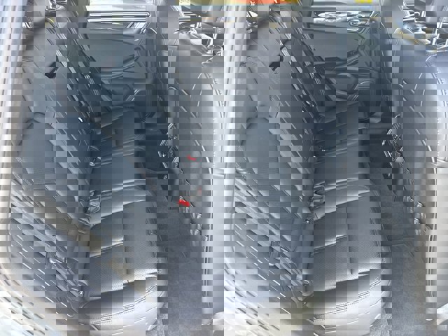 Used 2024 Porsche Macan image 8