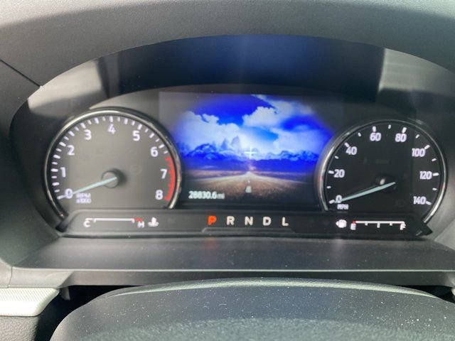 Used 2022 Ford Explorer XLT w/ Equipment Group 202A image 11