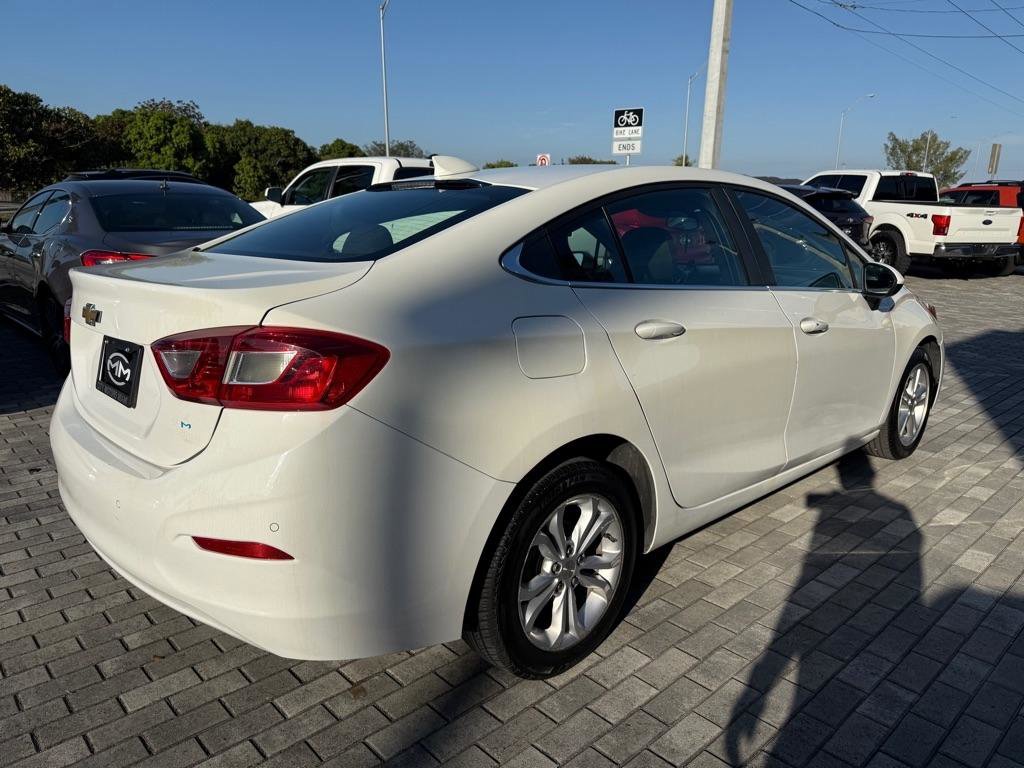 Used 2019 Chevrolet Cruze LT w/ Convenience Package image 8