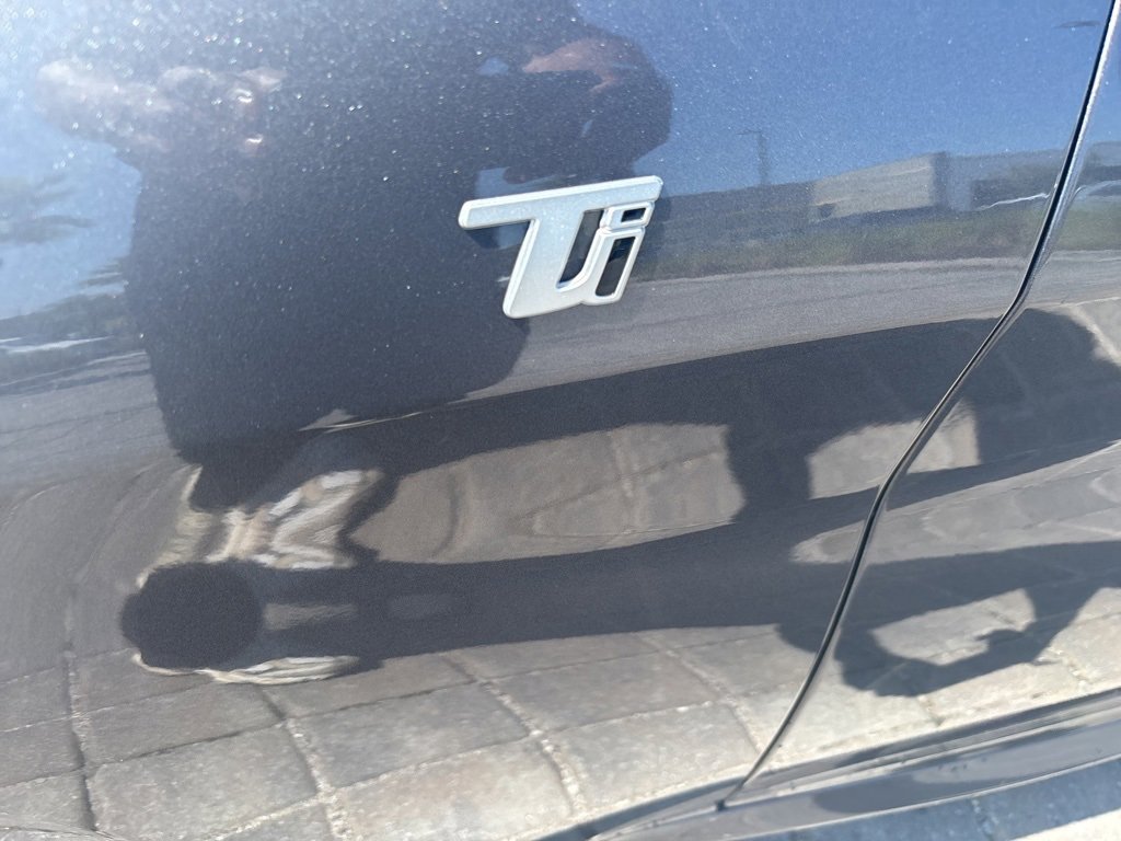 Used 2024 Alfa Romeo Giulia Ti image 43