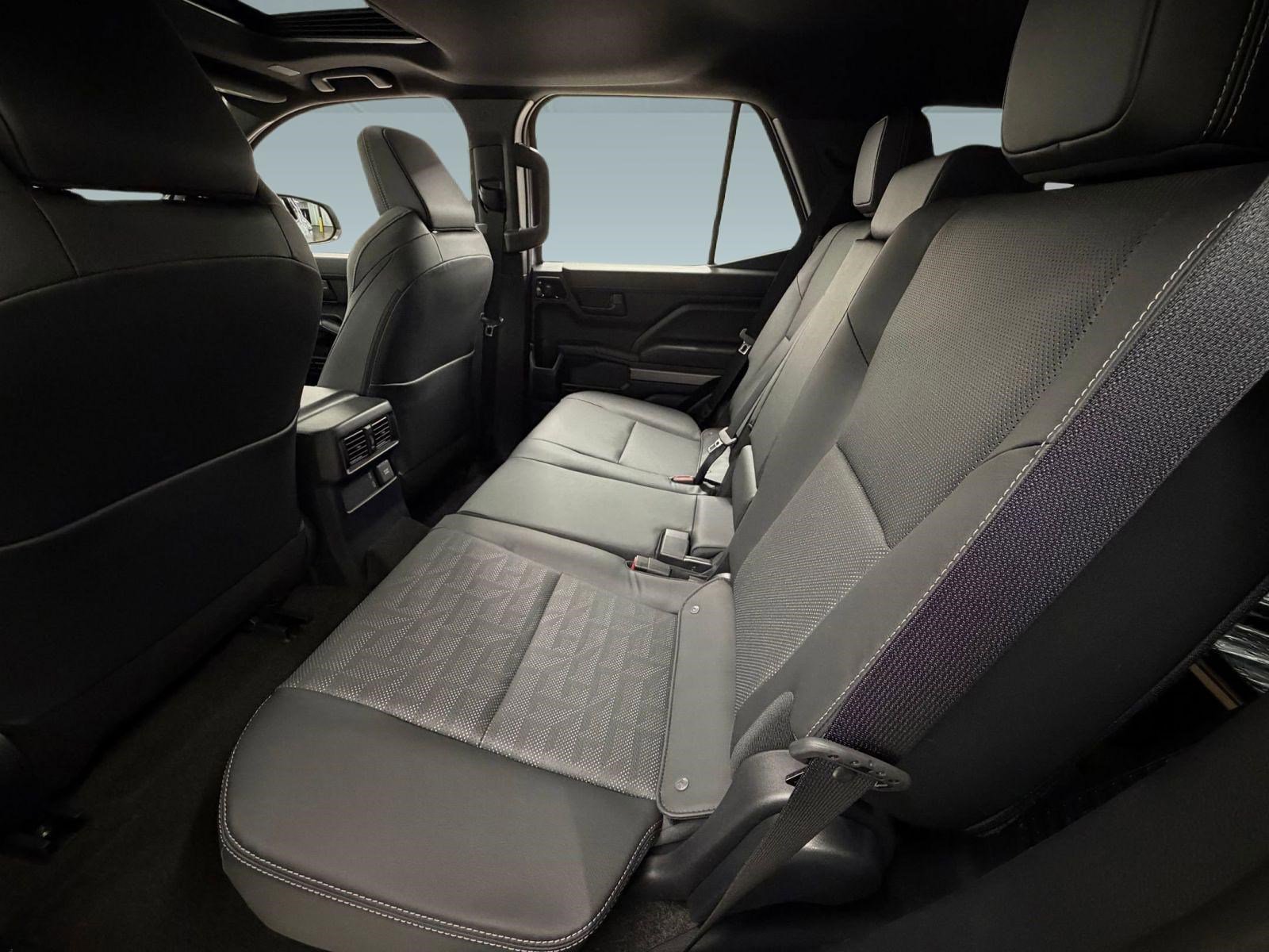 New 2026 Toyota 4Runner 4WD image 12