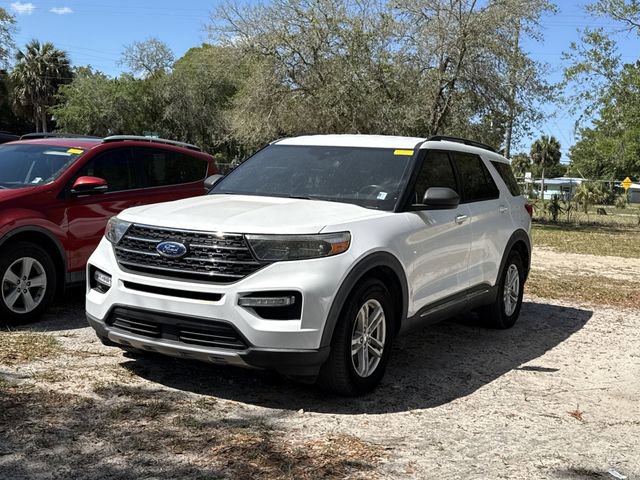 Used 2020 Ford Explorer XLT w/ Equipment Group 202A RWD image 2