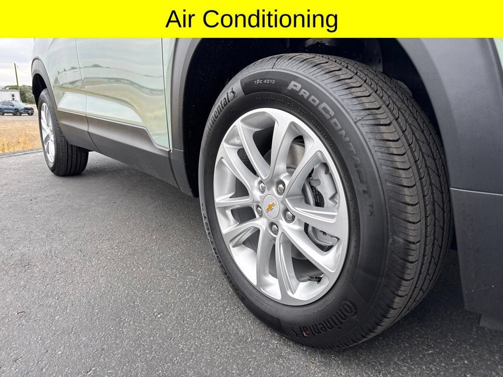 New 2026 Chevrolet TrailBlazer LS w/ LS Convenience Package AWD/4WD image 9