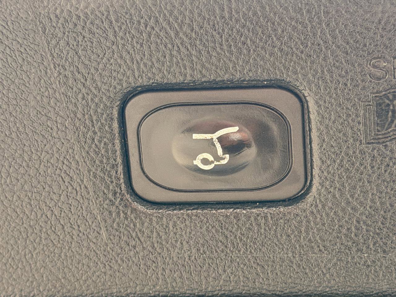 Used 2018 Ford Edge SEL w/ Equipment Group 201A image 14