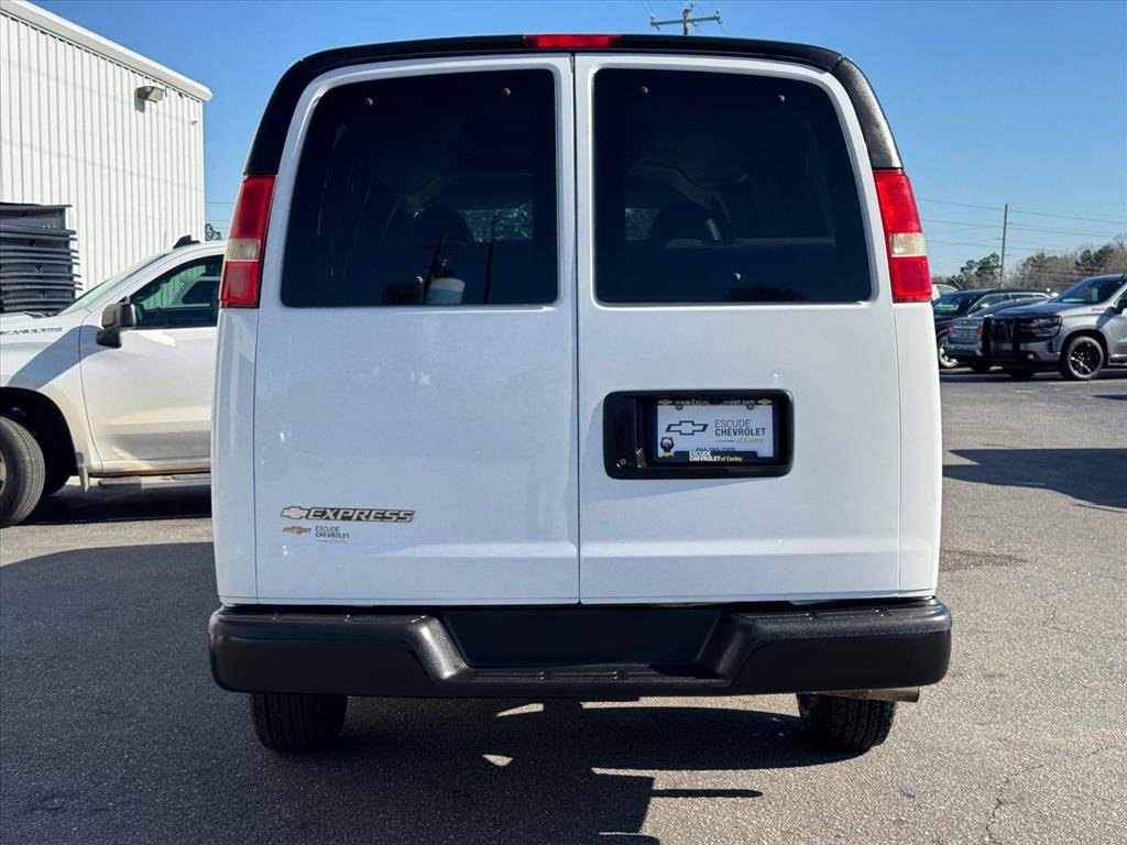 Used 2014 Chevrolet Express 2500 LS image 4