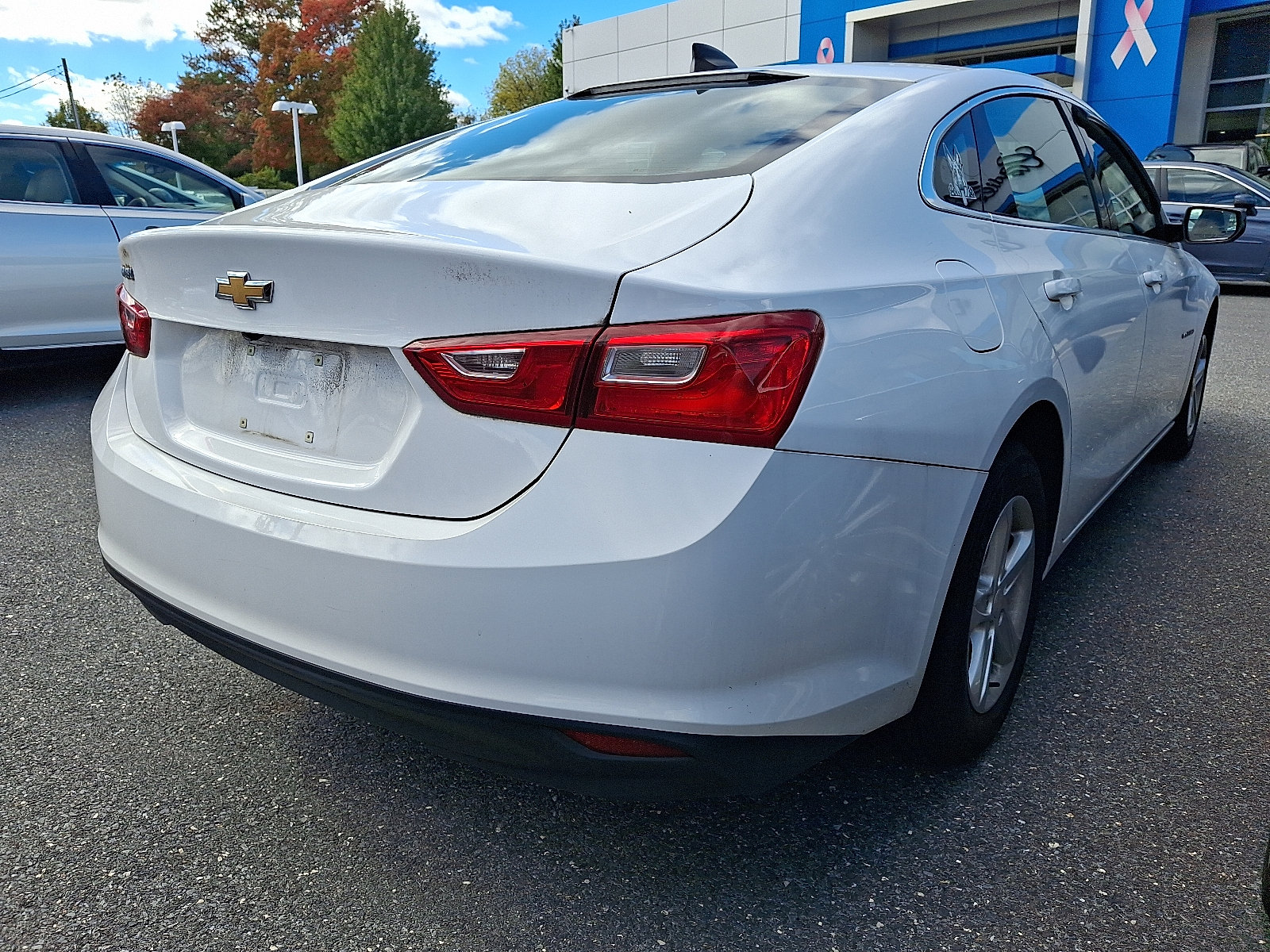 Used 2022 Chevrolet Malibu LS FWD image 7